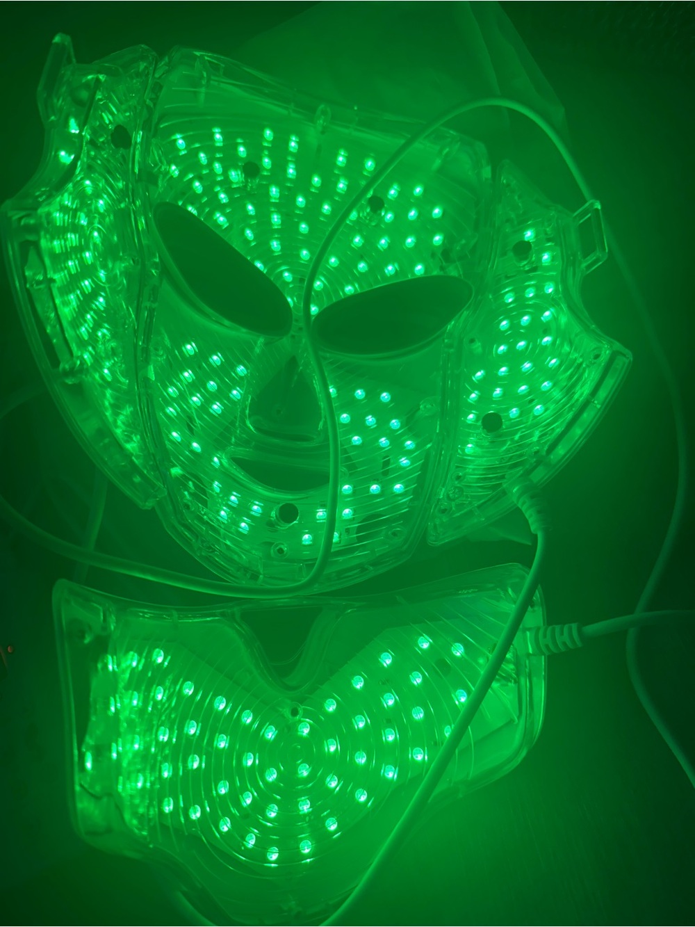 Predire 8 Element LED Skincare Mask 🤍 - Picture 6 of 16